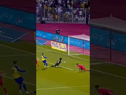 هدف كرستيانو رونالدو على الوحده 