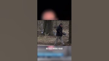 2/16 Search warrant & evidence collected. the next day, investigators return to #Delphi crime scene.