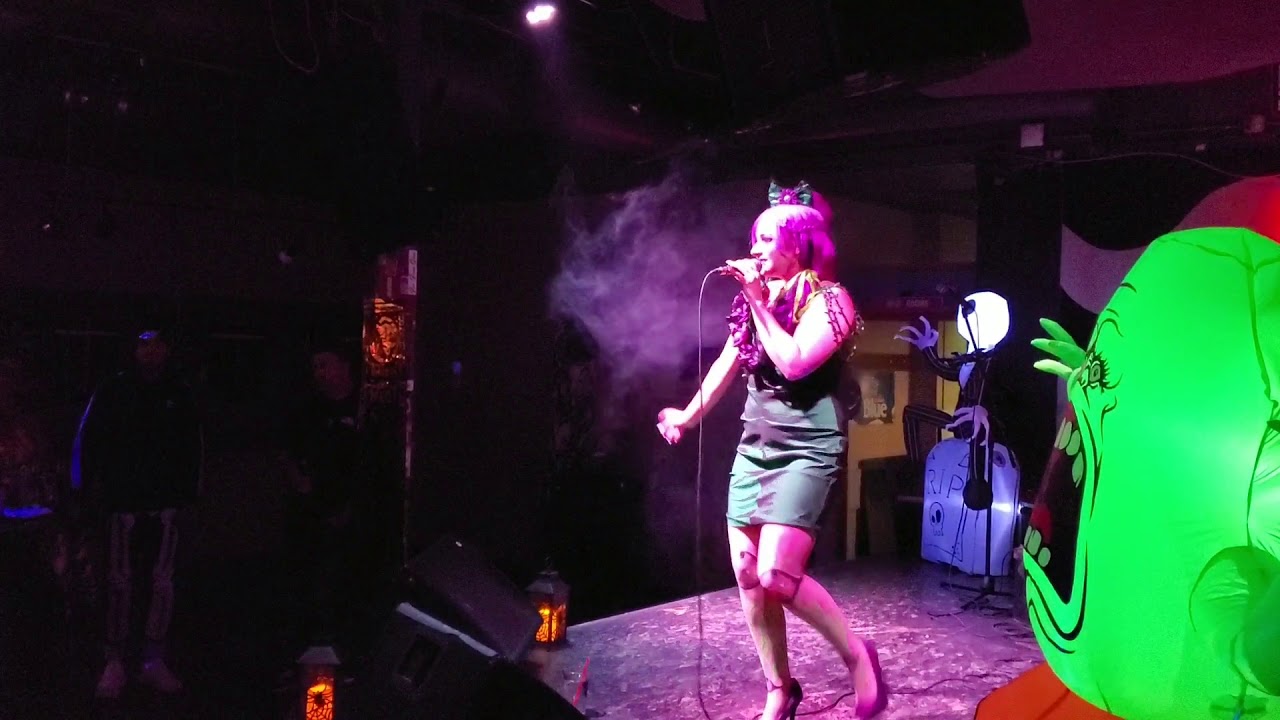 Do Not Disturb -Lady Datura at Trap or Treat Vol.2