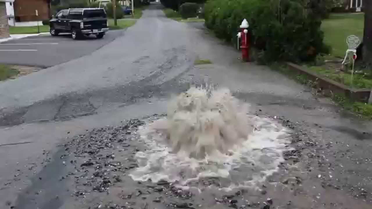 water-main-leak-welsh-road-hometown-7-13-2014-tamaquaarea-youtube