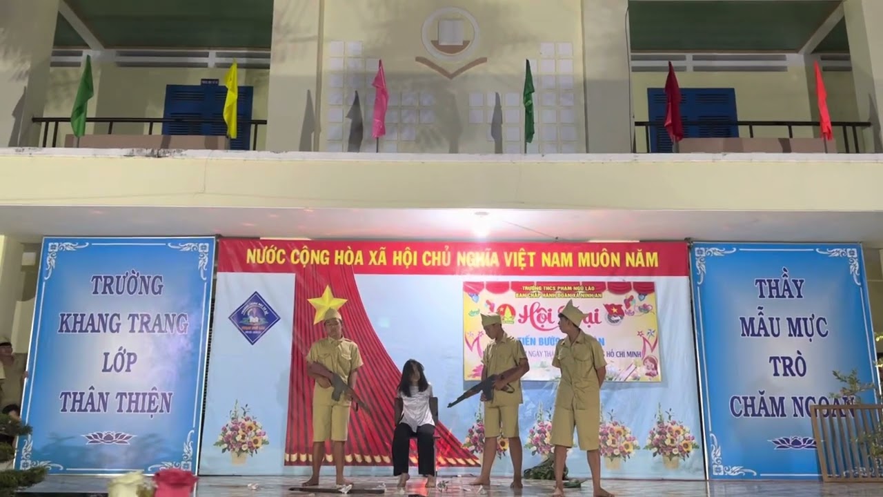 ANH HÙNG NGUYỄN THỊ MINH KHAI (Trường Phạm Ngũ Lão- Ninh Hoà)