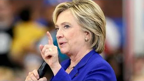 Clintons blame media for Hillary's falling poll numbers