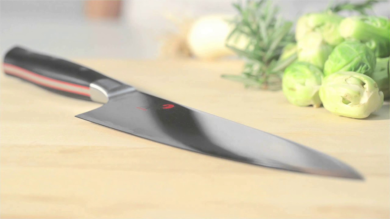 Почему оставляют нож на столе. Нож на столе. Кухонный нож на столе. Ножик на столе. НОД на столе.