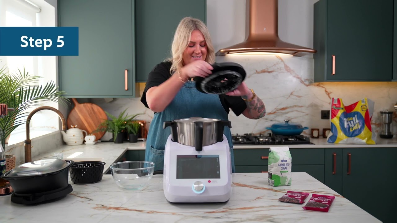 Gina Daly MC Smart Dessert | Lidl Ireland