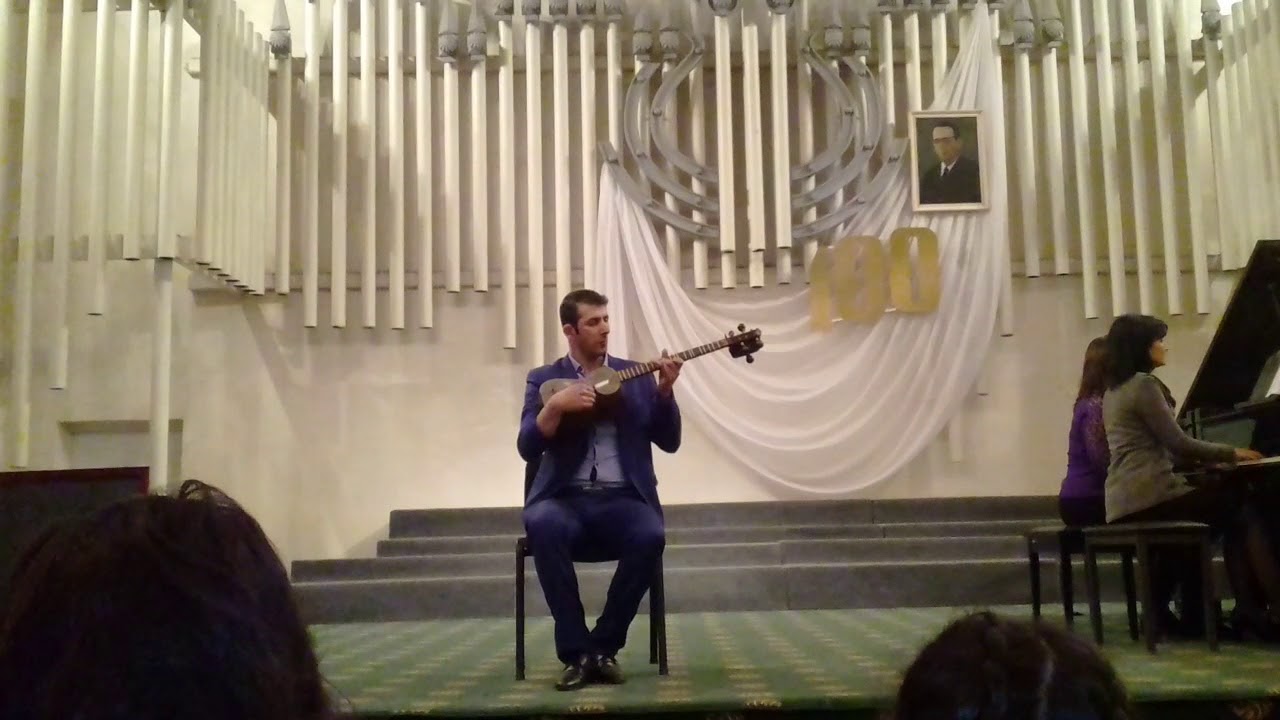 Qara Qarayev İldırımlı yollarla