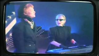 Inga & Anette Humpe - Careless Love 1987 chords