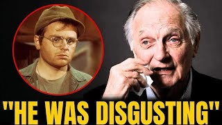 He Utterly Hated Gary Burghoff, Now We Know The Reason Why