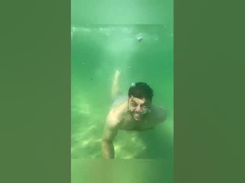 Крик под водой #shorts - YouTube