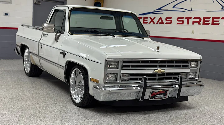 1986 Chevrolet C10, Square body, V8/Overdrive, Silverado, AC, 20/22” US Mags, 4/6” drop, SOLD