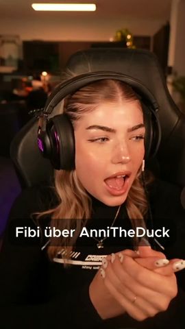 Fibi über AnniTheDuck 🤔