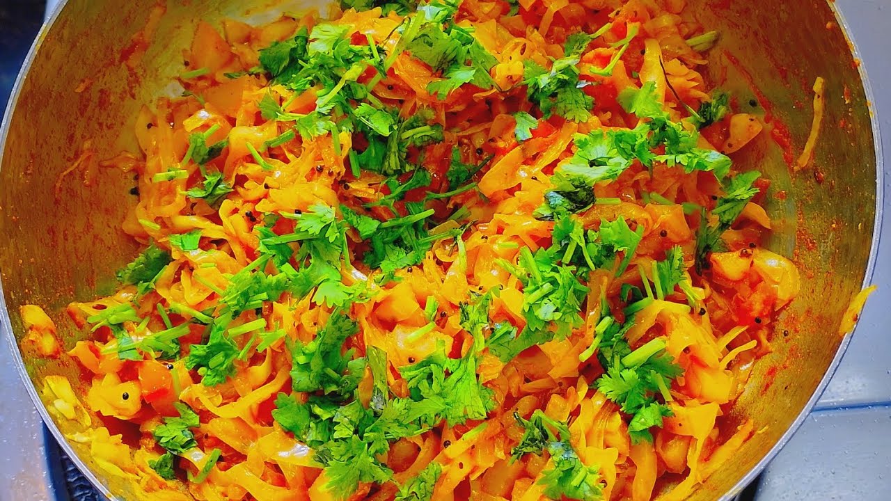 Everyday Magic 🥬 | Patta Gobi Aloo Sabzi – Quick & Delicious!