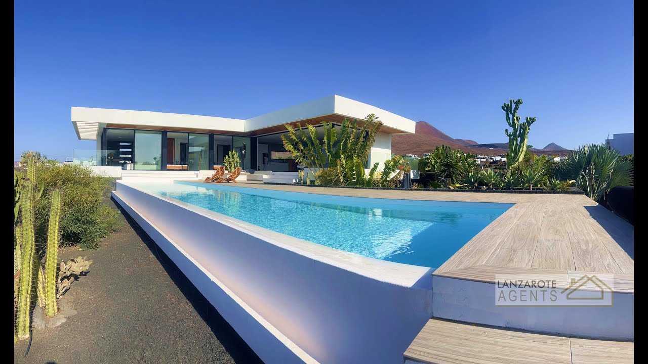 Luxury Modern 3 Bedroom Detached Villa With  Sea Views In Las Breñas 16 Meter Pool And Garage