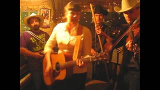 Sarah Savoy and the Francadians -Parlez Nous a Boire - Songs From The Shed Session chords