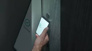 how to Unlock and lock you Apartments door with 1Valet App  #1Valet screenshot 1