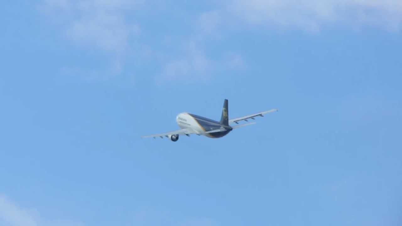 UPS Airbus A300 Takeoff