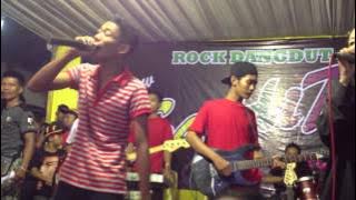 Republik Reggae - Kopi Hitam (cover) Live Abah jamaica Bagon Jember