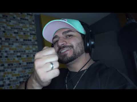 在 YouTube 上觀看「Johan Bastidas - Lobo Camuflajeado ( Video Estudio )」 在 YouTube 上觀看「Johan Bastidas - Lobo Camuflajeado ( Video Estudio )」