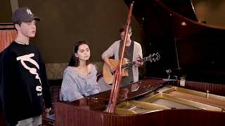 #Music #Singer Mike Singer Fernandez Orlando &amp; Jasmine Thompson - Alien/Old Friend