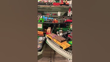 Reverse train back’n up #model #trains #shorts