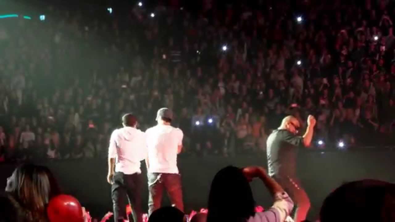 Enrique Iglesias - Bailando ft Gente de Zona live @ Ziggodome Amsterdam Sex & Love Tour 2014
