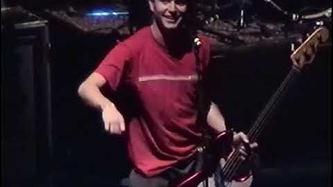 blink-182 - 1999-11-04 @ Bill Graham Civic Auditorium, San Francisco, California, USA