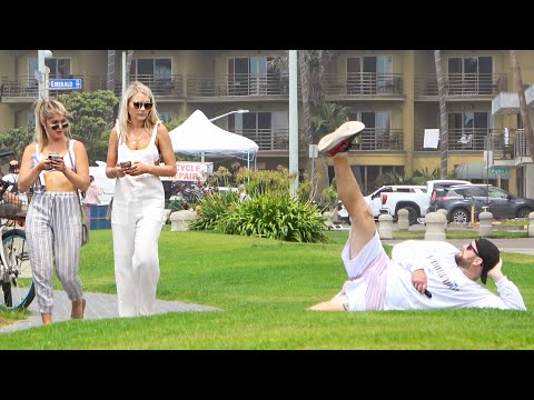 WET FART PRANK on the BEACH! Daddy's BARBECUE!!