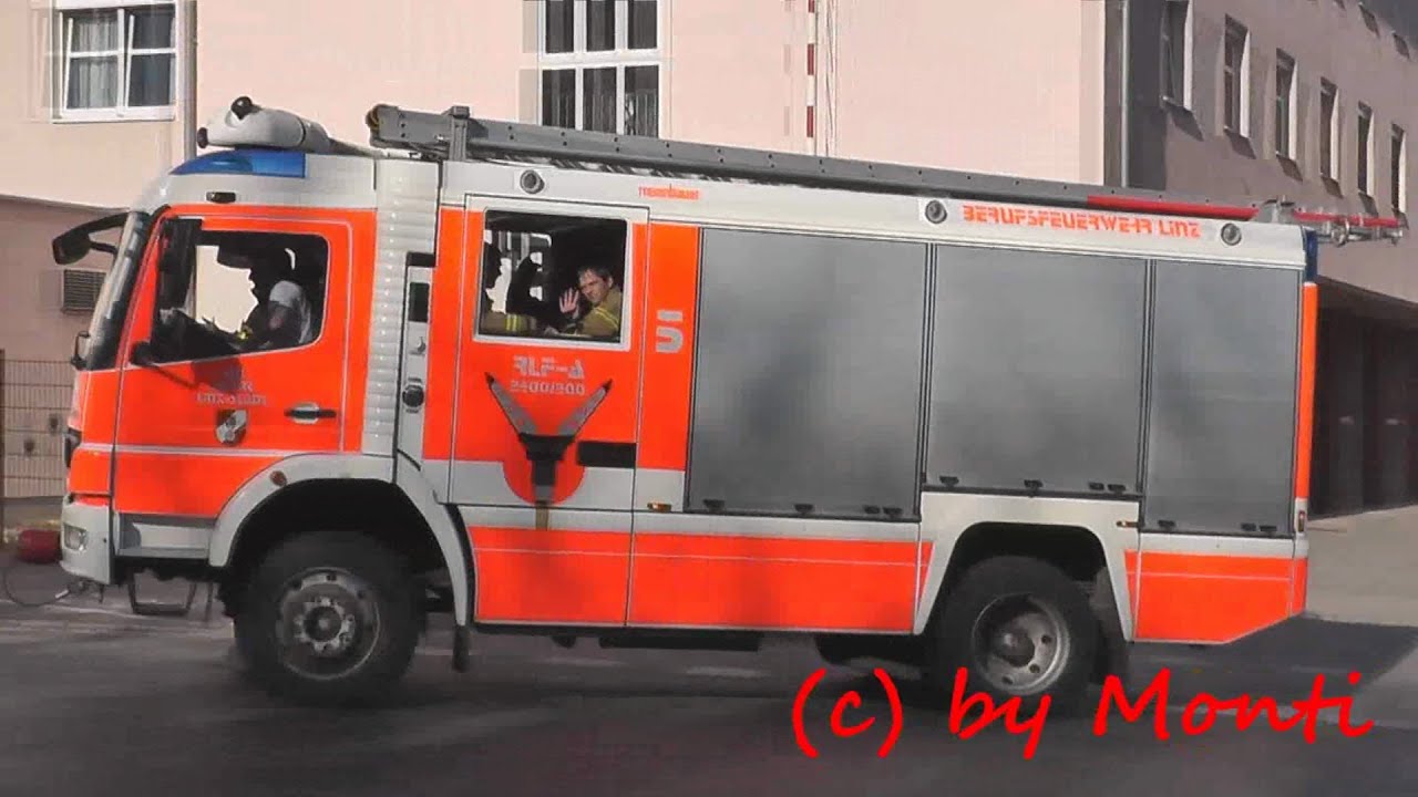 [ALARM/GONG]+Filmer in Action + Einsatz für die Rosenbauer Feuerwehr der BF Linz (HD)