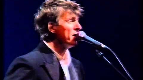 Split Enz "One Step Ahead" Live  NYE 1999 NZ