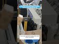 The bagging and labeling integrated machine can complete bagging, labeling, sealing and cutting