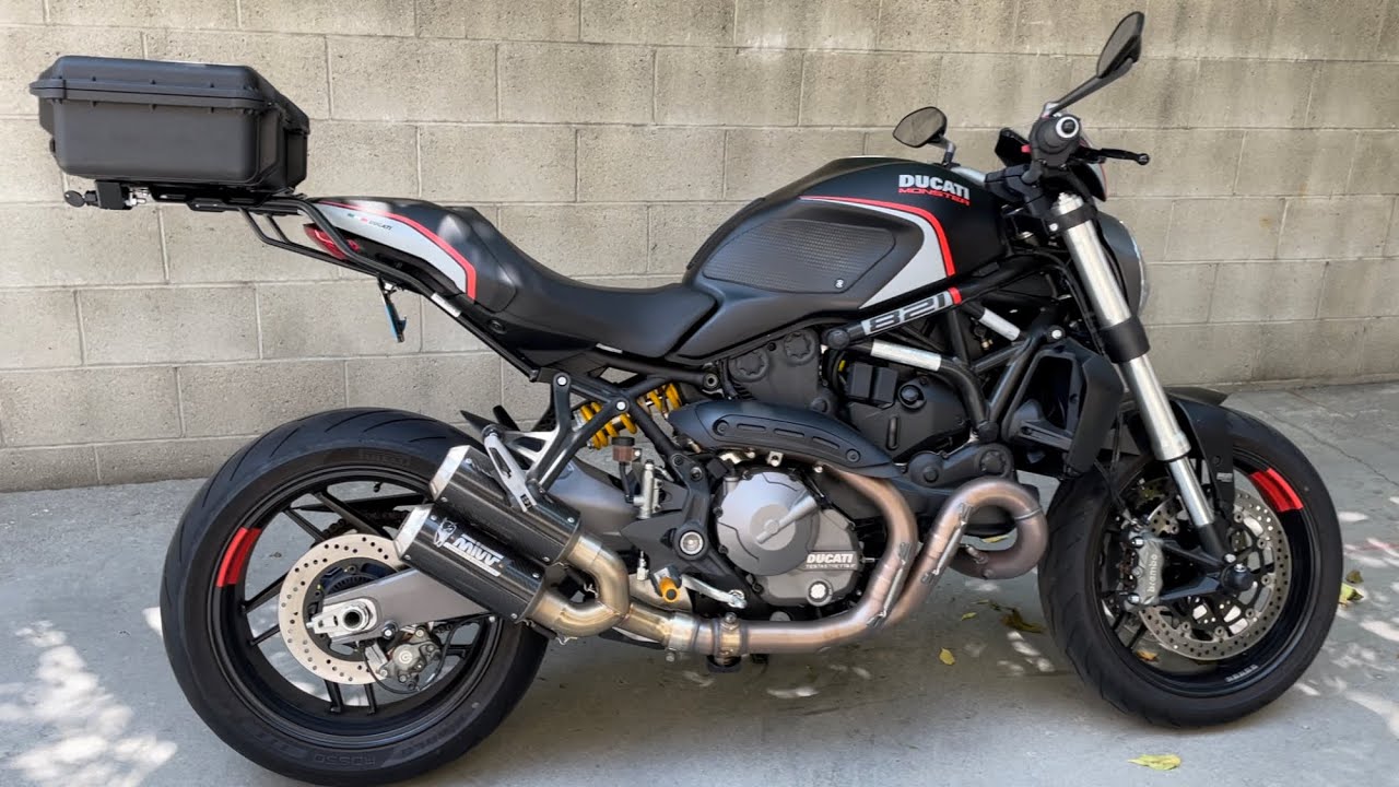 Top Case Setup for Ducati Monster 821 - YouTube
