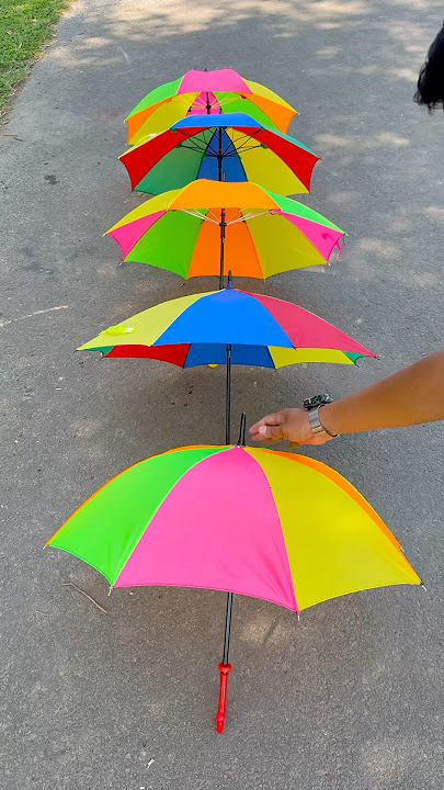 Umbrella Ki mela hai yha 😀