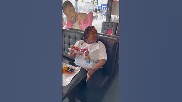 Food Vlogger tries the first pink kebab #shorts #gdk #dancevideo