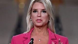 Pam Bondi Shows Off Her Huge Size In New Photo