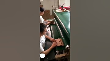 Semi-automatic carton box folder gluer/press pasting box machine