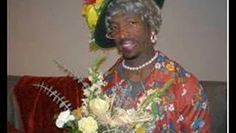 Rickey Smiley prank calls chinese store