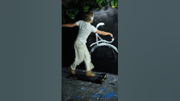 Painting Picasso with SPEED! 💨👟#art #painting #shorts #funny #picasso #cubism  #artist #running