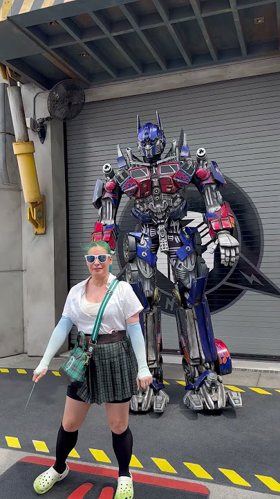 Can Christen Get OPTIMUS PRIME To DANCE? #shorts