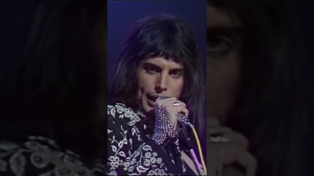 The music, the fashion, the everything 😍 #keepyourselfalive #queen #shorts