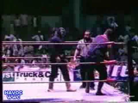 WWC: Victor The Bodyguard vs. El Solitario (1998)