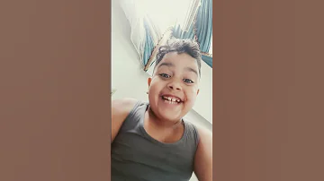 انا جعانه ما فيش حد بالبيت انا مش لاقيه اكل سمعتي صوت بالقوطه في حرامي يا لهوي 