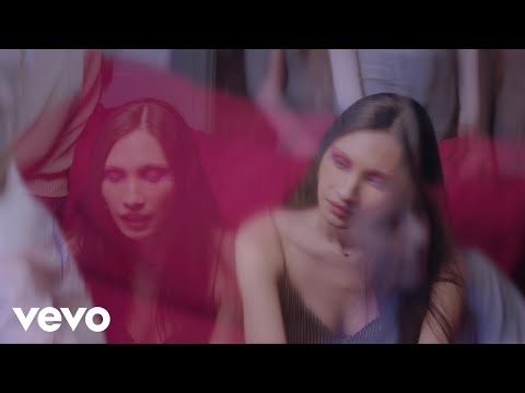 Annie Scherer - Everywhere I Go (Everybody's the Same) [Official Music Video]