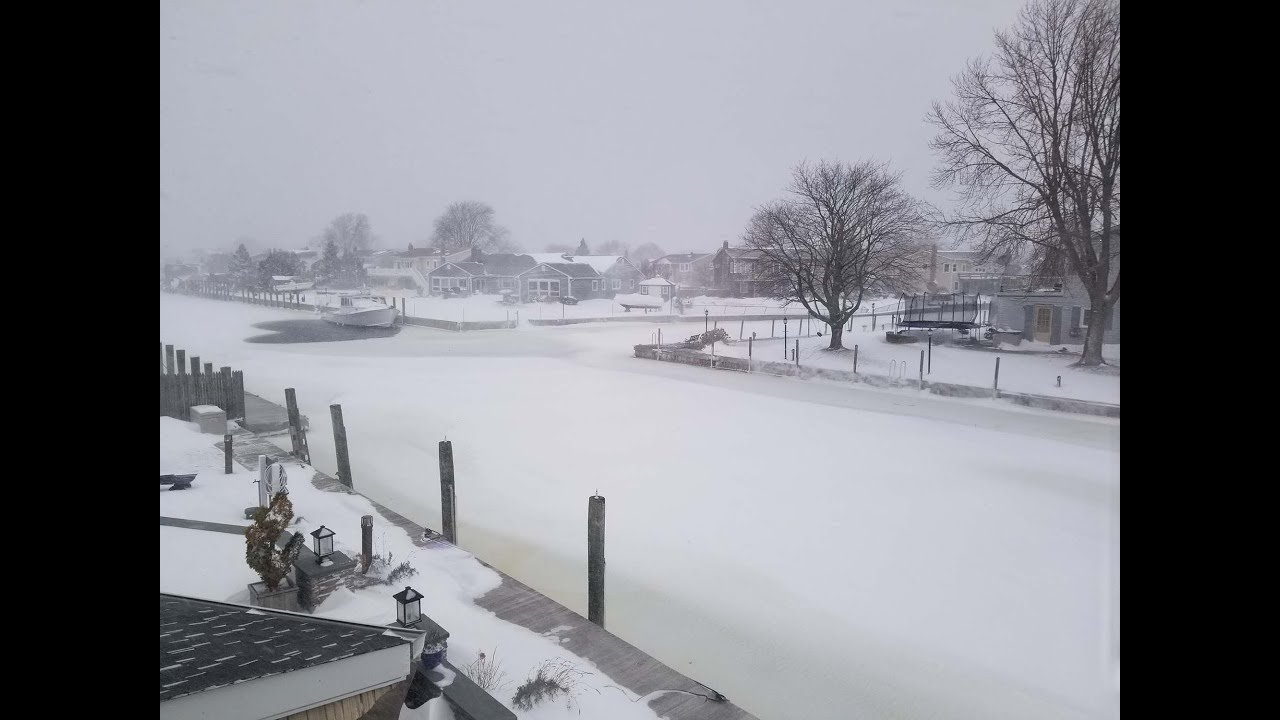 Blizzard Conditions Hit Long Island - YouTube