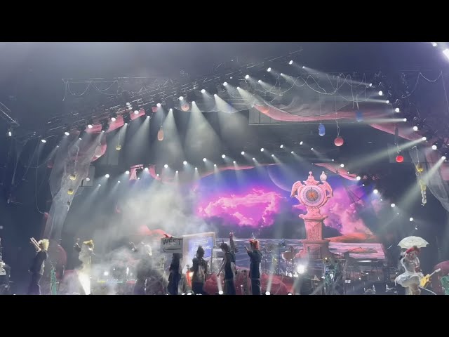 One Last Time. - YouTube