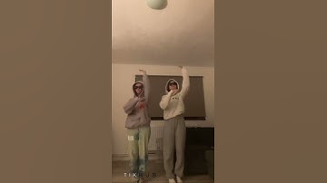 Thumbnail of my money don't jiggle jiggle it folds 👏😝 Louis Theroux feat. Amelia Dimoldenberg #shorts