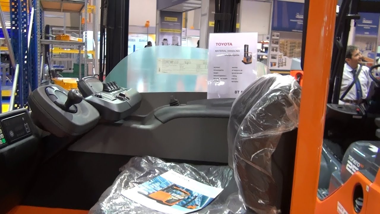 Toyota BT Reflex RRE140M Exterior and Interior in 3D 4K UHD - YouTube