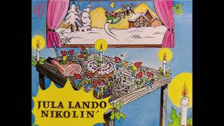 Nikolin’ – Baldaŭ Venos Kristnasko