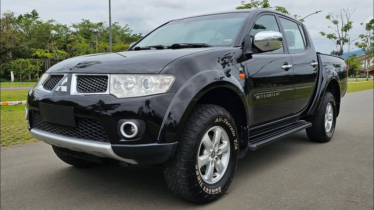 Mitsubishi L200 Triton 3.2 Diesel 4x4 Automática 2013 à venda!
