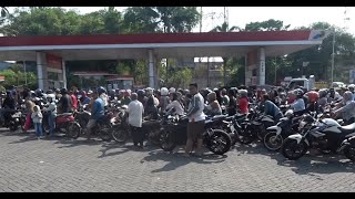 Download Lagu Terdampak Penutupan Jalur Gumitir, BBM Langka di Jember MP3 Download Lagu Terdampak Penutupan Jalur Gumitir, BBM Langka di Jember MP3