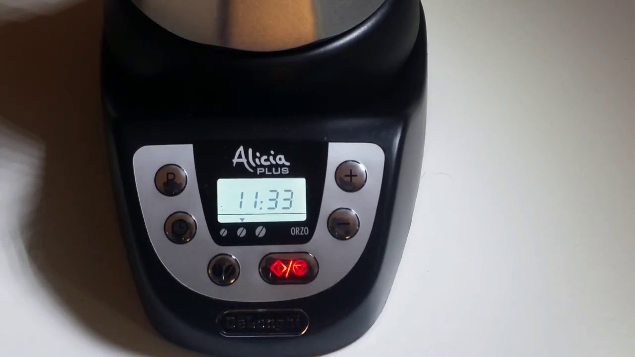 DeLonghi Alicia Plus 1/2 Tazze - YouTube