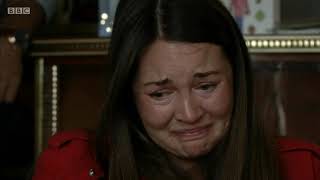 EastEnders - 12.08.19 - Stacey leaves Author behind and leaves Walford
